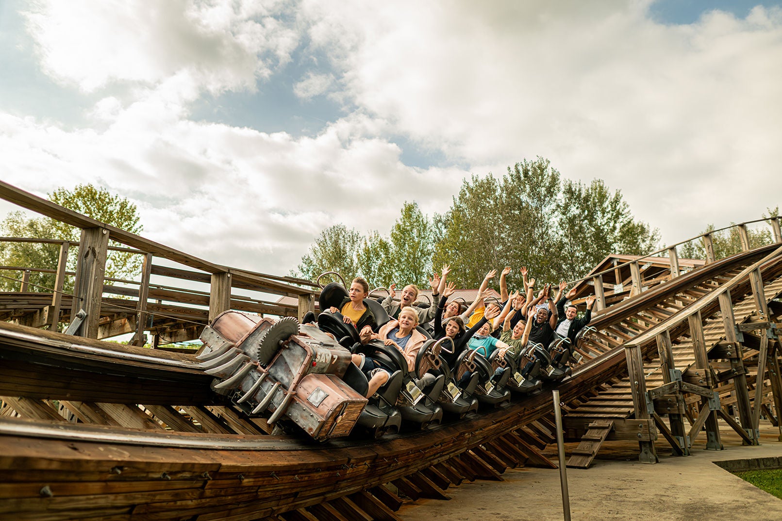 Walibi Shooting Pub 2025 