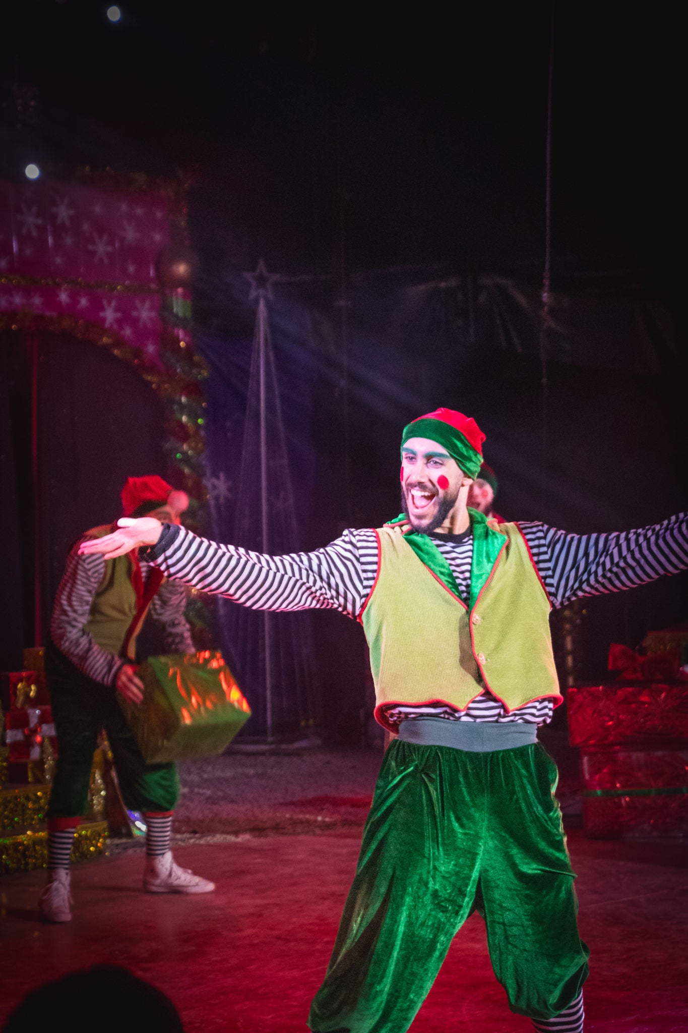 Spectacle lutin de Noël à Walibi Rhône-Alpes