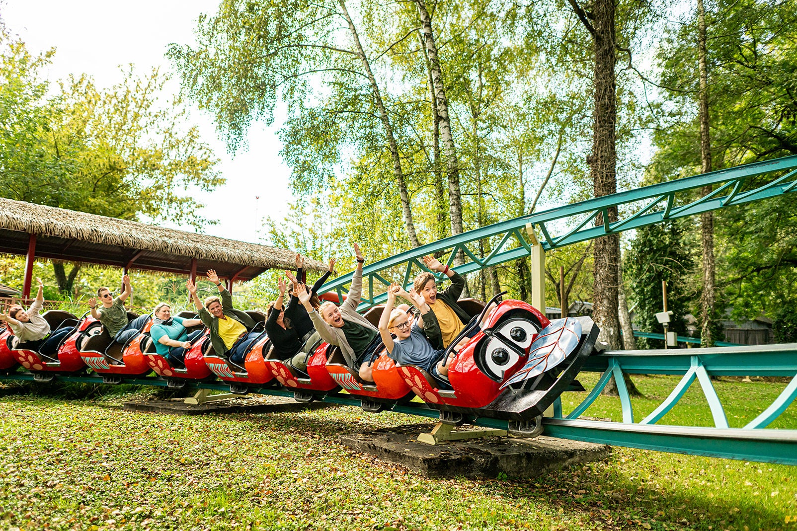 La Coccinelle : attraction familiale incontournable à Walibi Rhône-Alpes