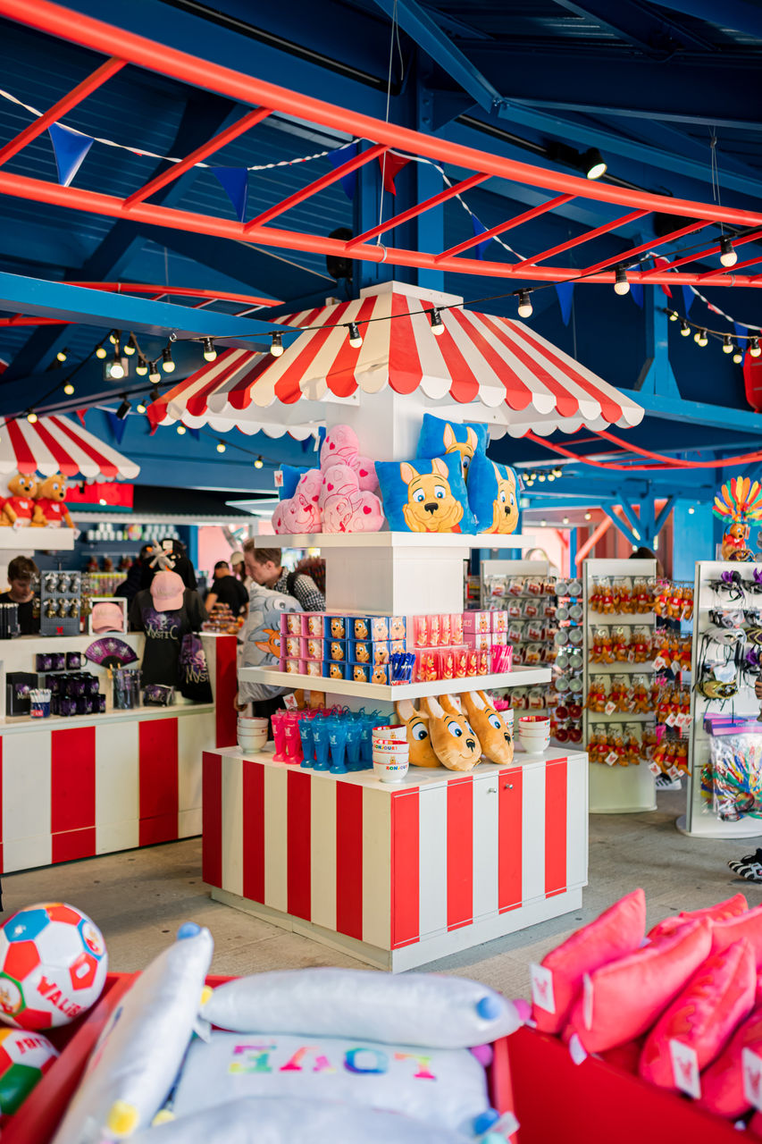 Boutique de l'entrée à Walibi Rhône-Alpes